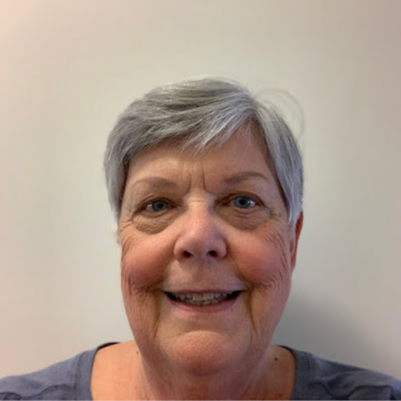 Profile Picture of Nancy Reppert (@shinkoteek) on Poshmark