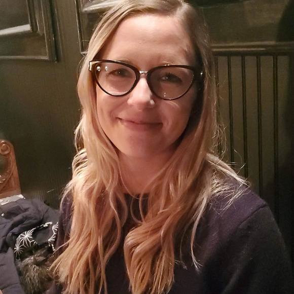Profile Picture of Kylee Bowman (@kye09) on Poshmark