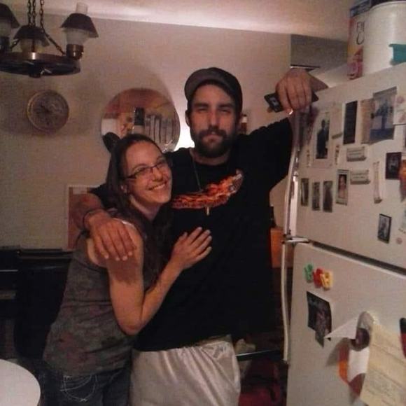 Profile Picture of Aaron Delaney (@aarondelaney245) on Poshmark