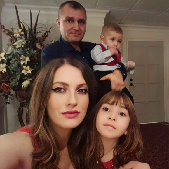 Profile Picture of Eriola Veliaj (@erjolacarciu123) on Poshmark