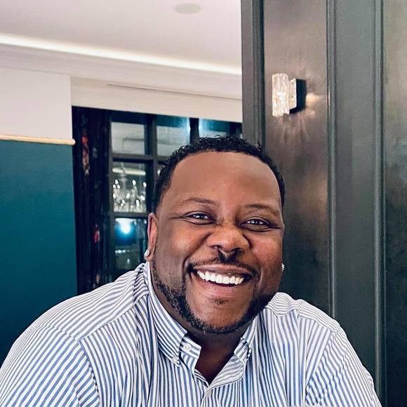 Profile Picture of Christopher David (@christopherd147) on Poshmark