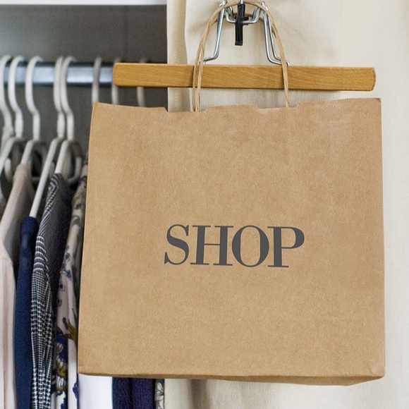 Profile Picture of Daniella Quintero (@daniella171) on Poshmark