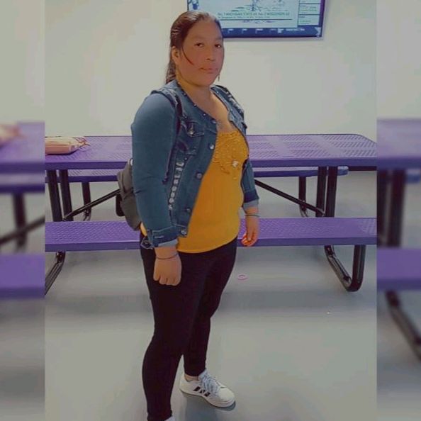 Profile Picture of maria (@trancitocela) on Tiktok