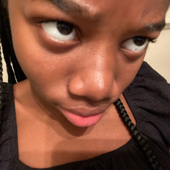 Profile Picture of Cynthia Okine (@loveokine) on Poshmark