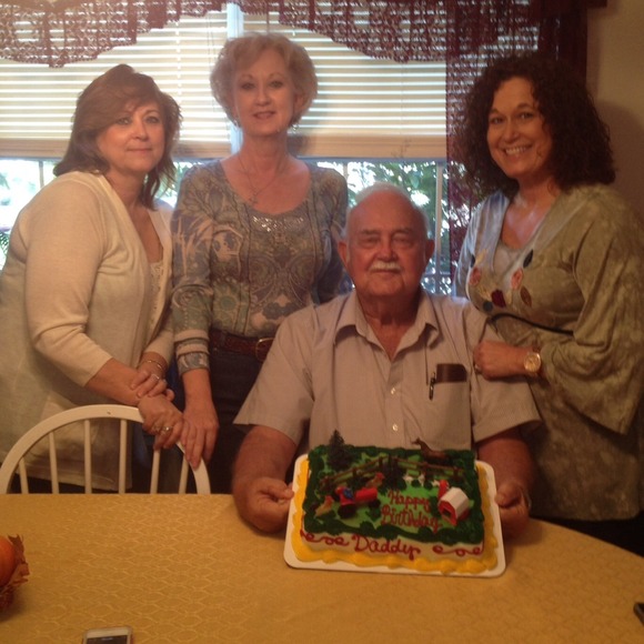 Profile Picture of Janet Myers (@jgmyers) on Poshmark