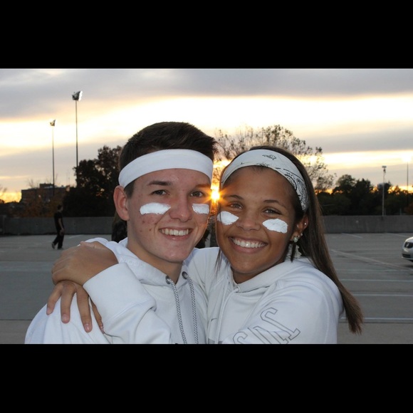 Profile Picture of Sean Borden (@borden10) on Poshmark