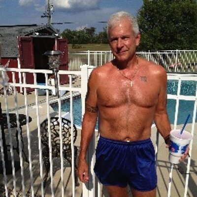 Profile Picture of Mark Stello (@hogger1969) on Twitter