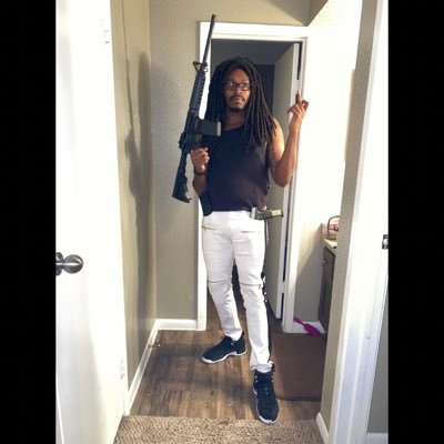 Profile Picture of Jan.29th (@_JimmyBee) on Twitter