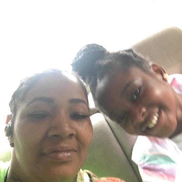 Profile Picture of Crystal Wimbush (@minyonna) on Poshmark