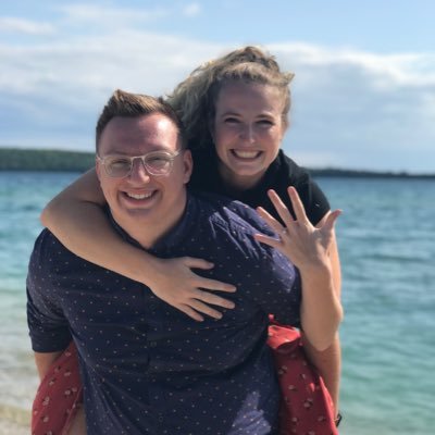 Profile Picture of Julia Robberstad (@Jules_Kay11) on Twitter