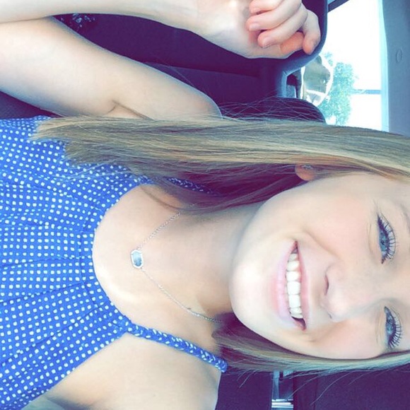 Profile Picture of Shelby Ptacnik (@shelbyptacnik) on Poshmark