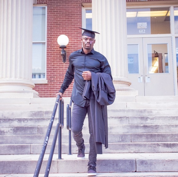 Profile Picture of Adeniji adeola Adedamola (@adedamolabolt) on Poshmark