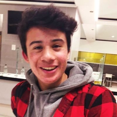 Profile Picture of Jose Sandoval (@fu_gl_ys_au_ce) on Twitter