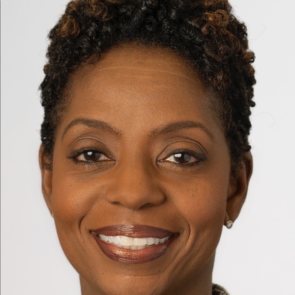 Kelly Jones-waller - Poshmark Profile Picture of Kelly Jones-waller (@kjonesealler) on Poshmark