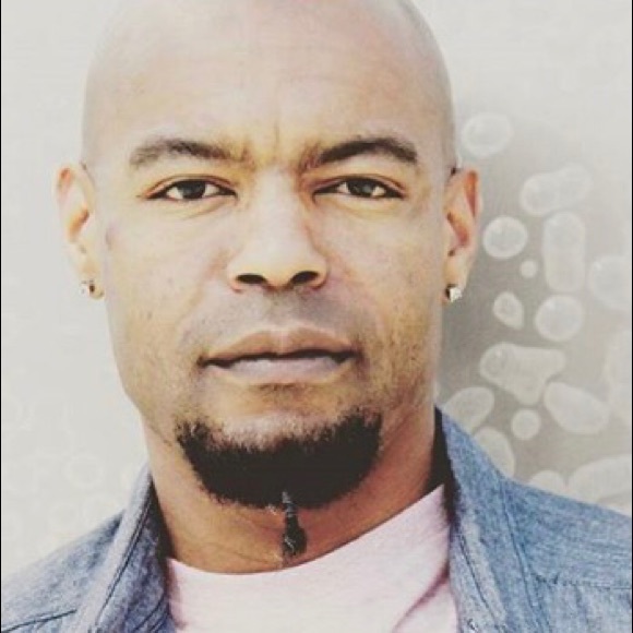 Profile Picture of Leon Richard (@im_age) on Poshmark