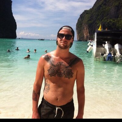 Profile Picture of Dave Smith (@IckleDaveyPants) on Twitter