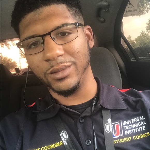 Profile Picture of Torian James (@tj21826) on Poshmark