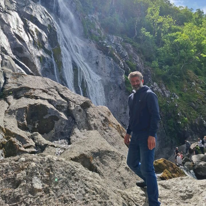 Profile Picture of paulswords697 (@paulswords697) on Tiktok