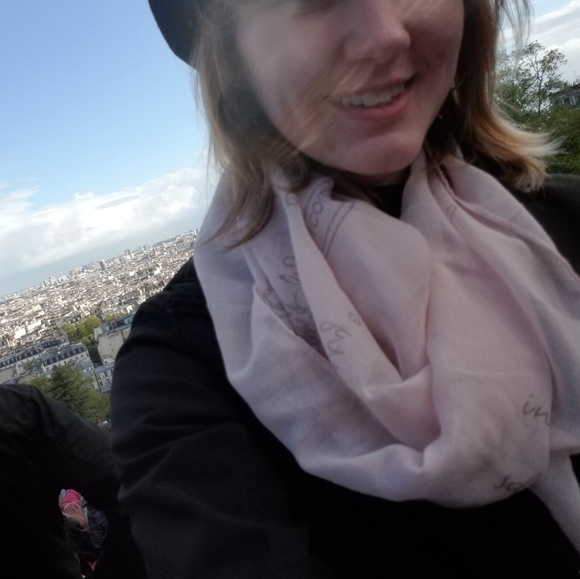 Profile Picture of Juliette Frank (@jojoswolfpack) on Poshmark