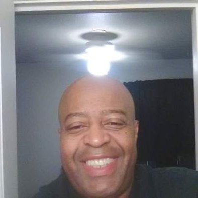 Profile Picture of Aaron Suggs (@AaronSuggs10) on Twitter