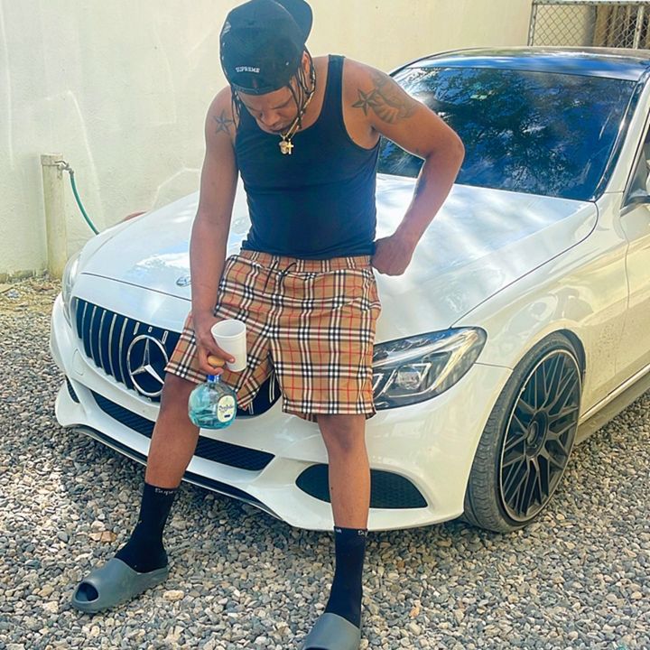 Profile Picture of Jean C Espinal (@billyelpoeta) on Tiktok