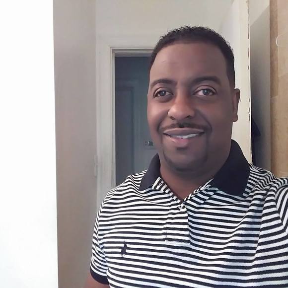 Profile Picture of Ray Richardson (@rrichar2) on Poshmark
