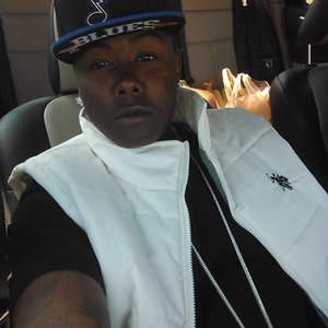 Profile Picture of Louis Gould (@lillouaz) on Myspace