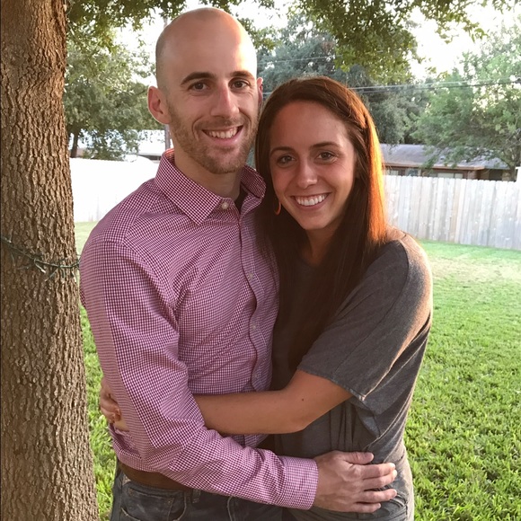 Profile Picture of Allison Koch (@alliy_nicole) on Poshmark