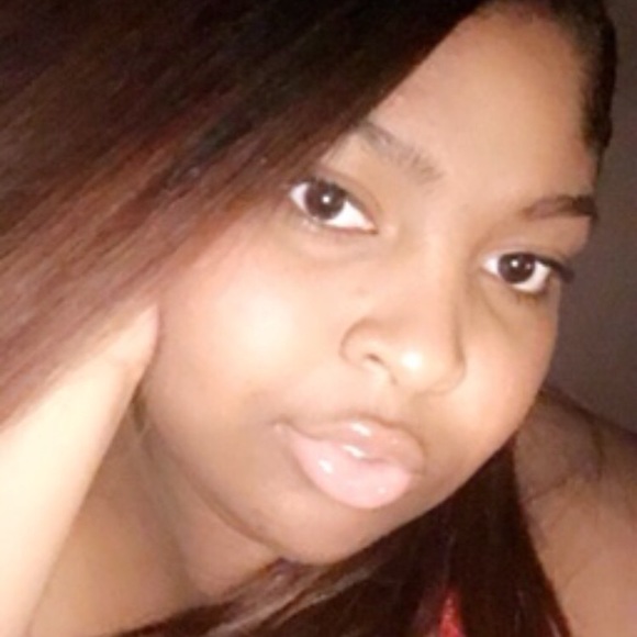 Profile Picture of Devine Nance (@deewyd) on Poshmark