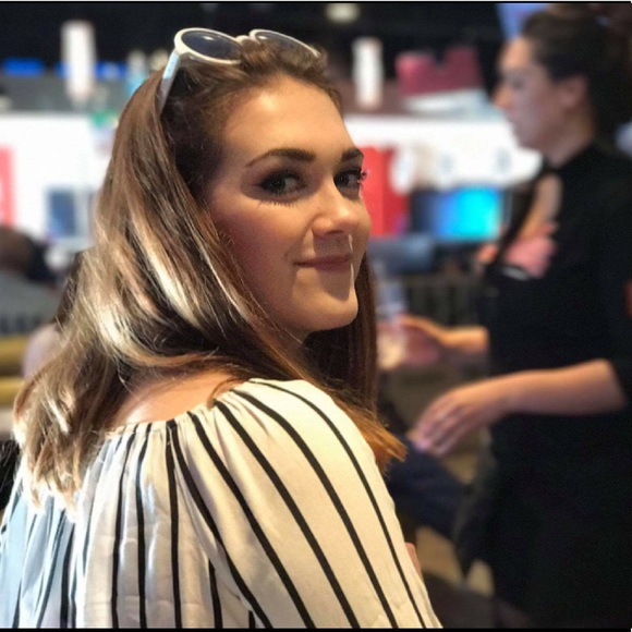 Profile Picture of Audrey Benko (@audyirene) on Poshmark