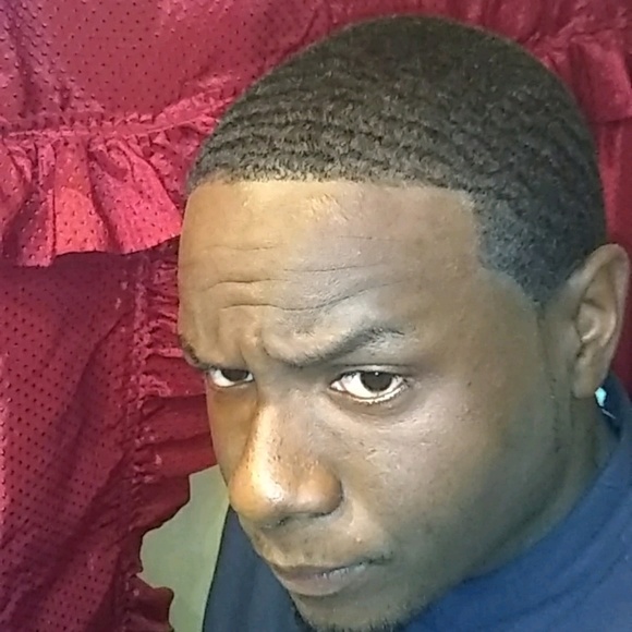 Max Mason - Poshmark Profile Picture of Max Mason (@mikelou932) on Poshmark