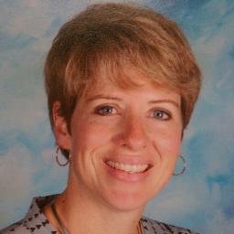 Profile Picture of Robin Lisa Shrum (@PrincipalSHES) on Twitter