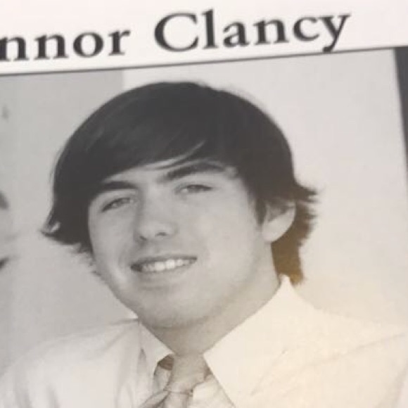 Profile Picture of Owen Goellner (@oweng10) on Poshmark