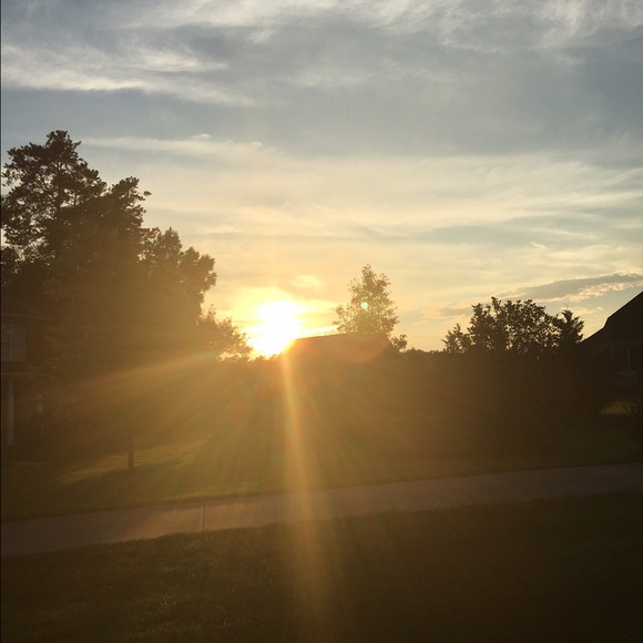 Profile Picture of Connie Caronna (@connie742) on Poshmark