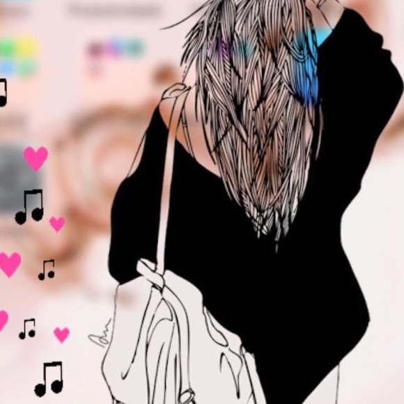 Profile Picture of Gabriela Campos (@gaby912) on Poshmark