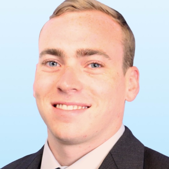 Profile Picture of Alec Miller (@alecvmiller) on Poshmark