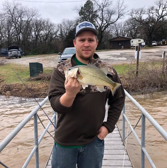 Profile Picture of Kevin Arnold (@arnold3392) on Poshmark