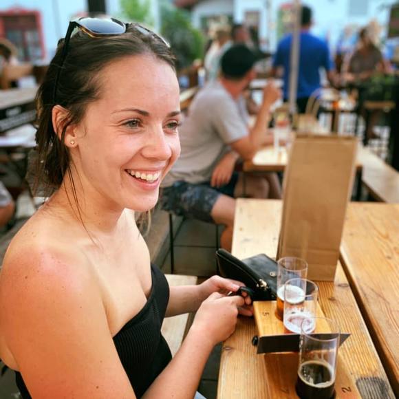 Profile Picture of Tara Impey (@taraimpey) on Poshmark