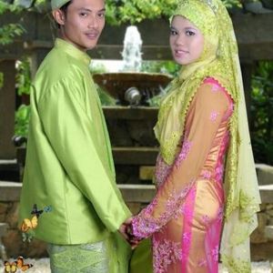 Profile Picture of Aini Aini (@ainishamsudin) on Myspace