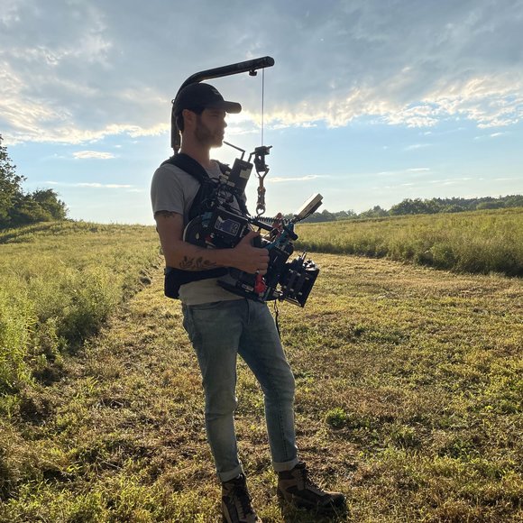 Profile Picture of Jonathan Chekroune (@jchekroune) on Poshmark