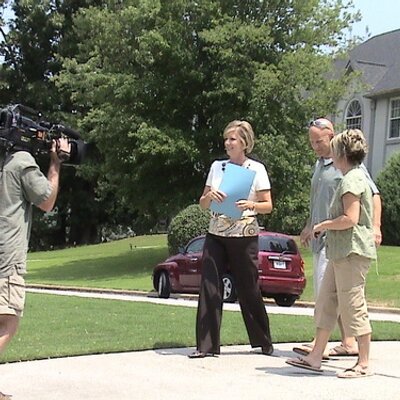 Profile Picture of Angie Holcomb (@AHolcombRealtor) on Twitter