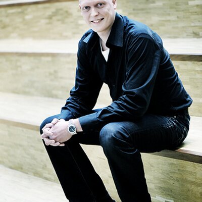 Profile Picture of Simon Lund Larsen (@iWorkForLEGO) on Twitter