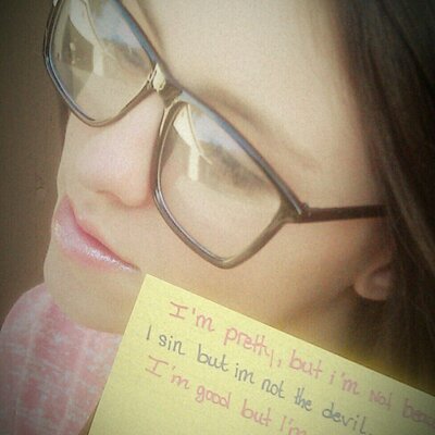 Profile Picture of Molly McDaniel (@the_princess144) on Twitter