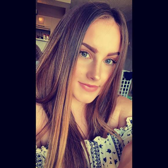 Profile Picture of Barbara Haley (@barbarahaley) on Poshmark