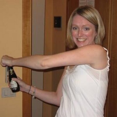 Profile Picture of Helen Mckean (@livermonkey) on Twitter