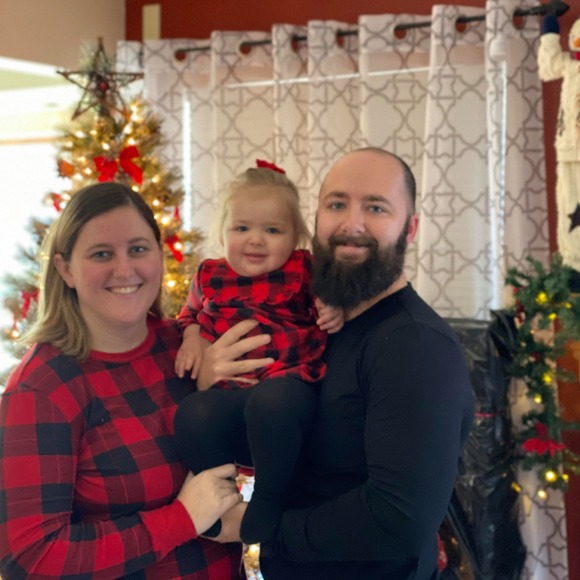 Profile Picture of Amanda Mazzuca (@amazzuca25) on Poshmark