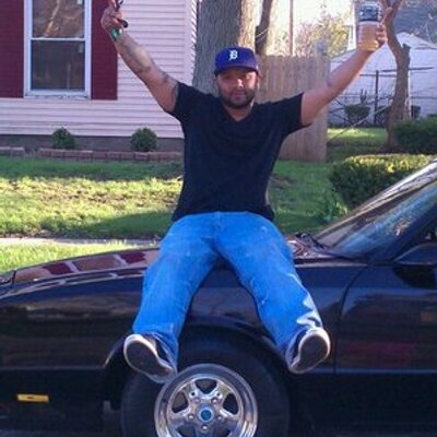 Profile Picture of Chad Flint (@ChadFliint) on Twitter