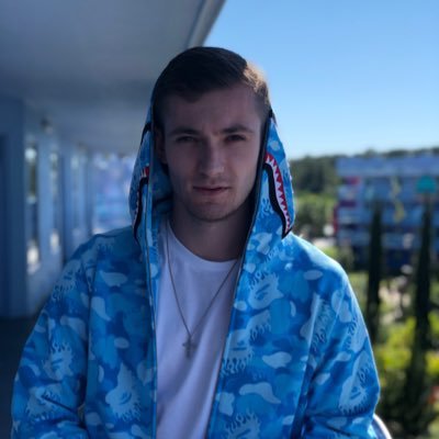 Profile Picture of Joe Riker (@JoeRiker2) on Twitter