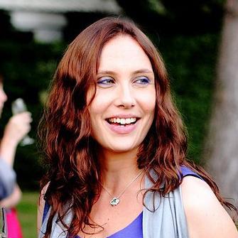 Profile Picture of Marianne Barriaux (@@emschultz) on Twitter