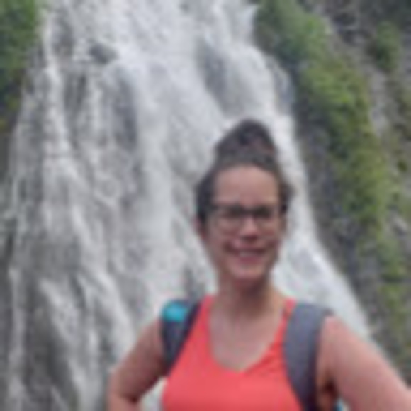 Profile Picture of Cori Fiebelkorn (@fiebelcj) on Poshmark
